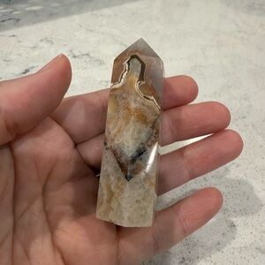 Crazy Lace Amethyst Tower